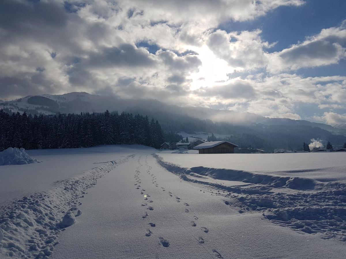 Fruehstueckspension Tannenhof Kirchberg in Tirol Buitenkant foto