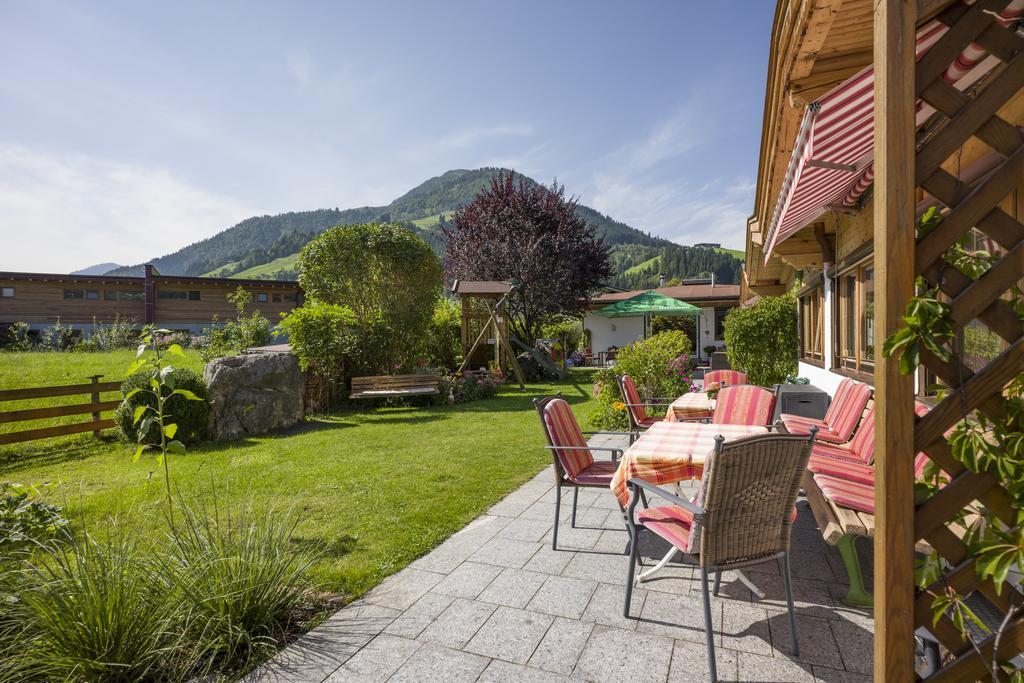 Fruehstueckspension Tannenhof Kirchberg in Tirol Buitenkant foto