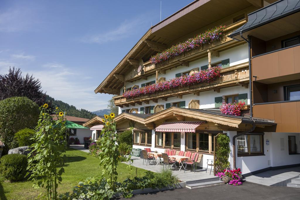 Fruehstueckspension Tannenhof Kirchberg in Tirol Buitenkant foto