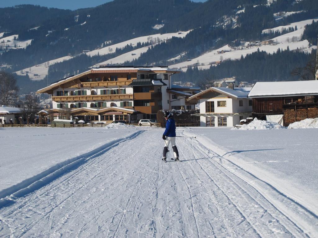 Fruehstueckspension Tannenhof Kirchberg in Tirol Buitenkant foto